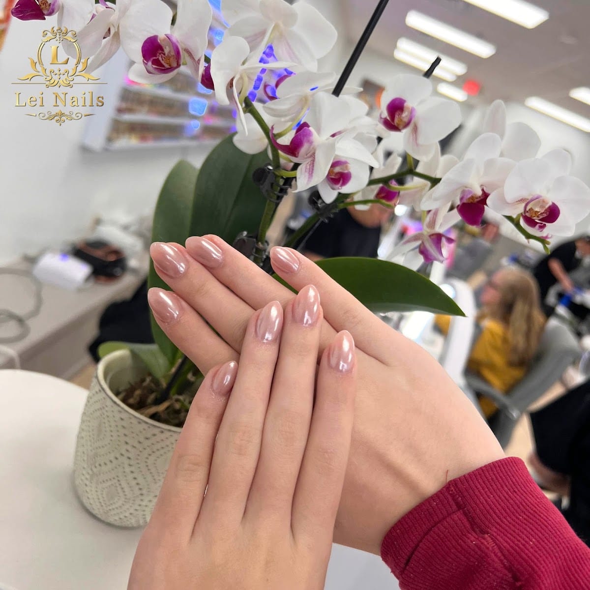 Lei Nails
