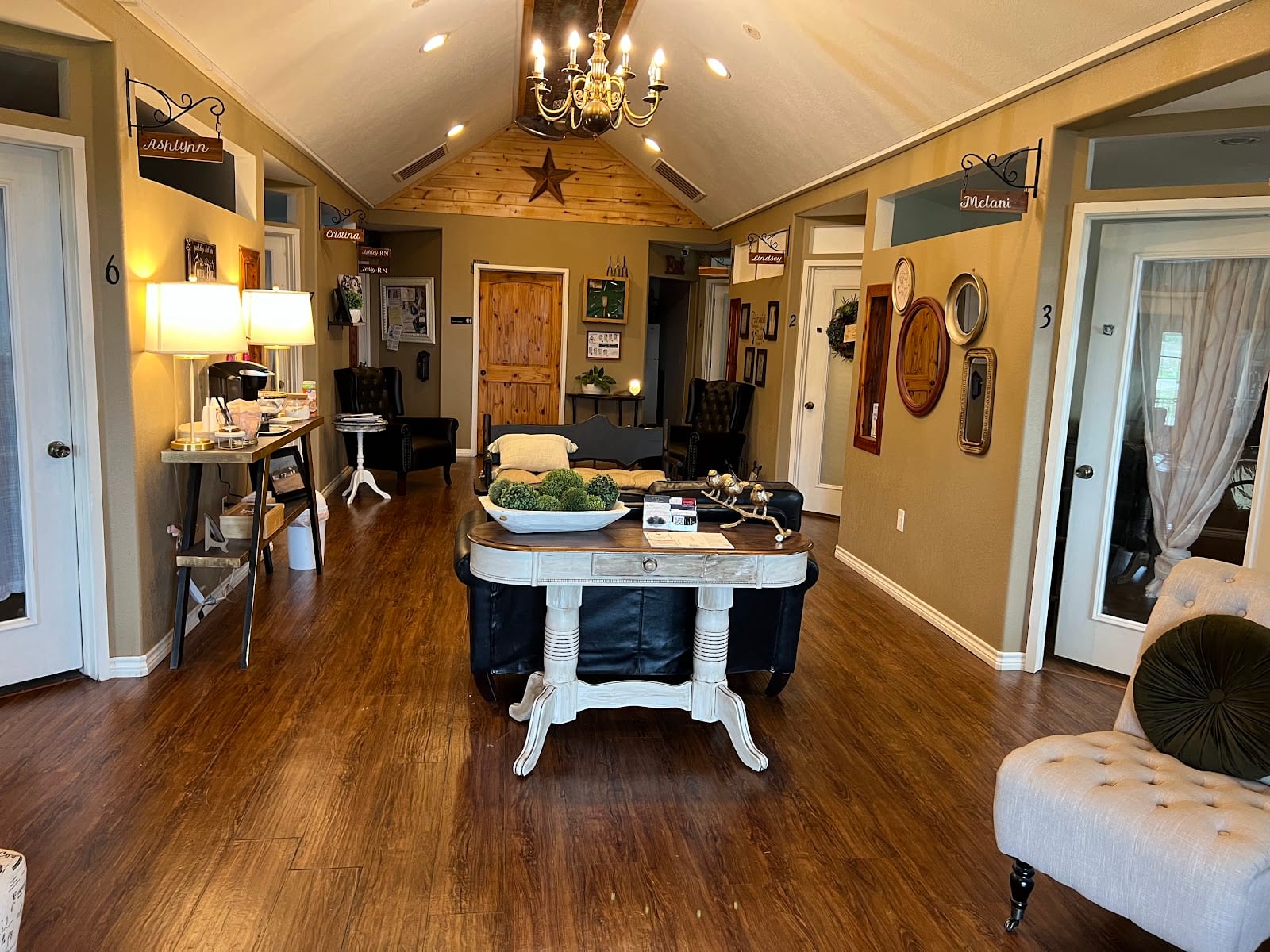 Salon Suites of Brenham