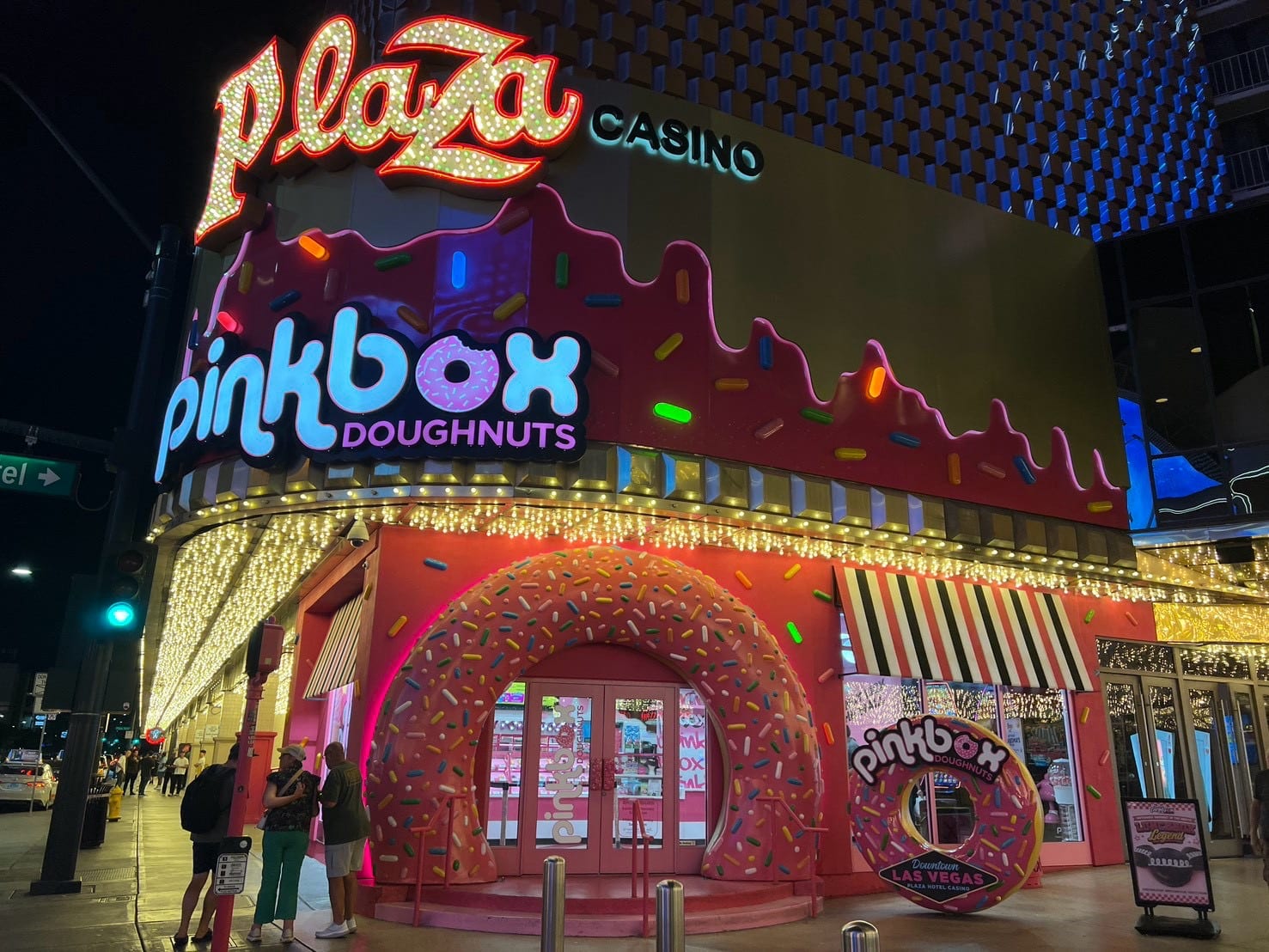 Pinkbox Doughnuts, photo 2