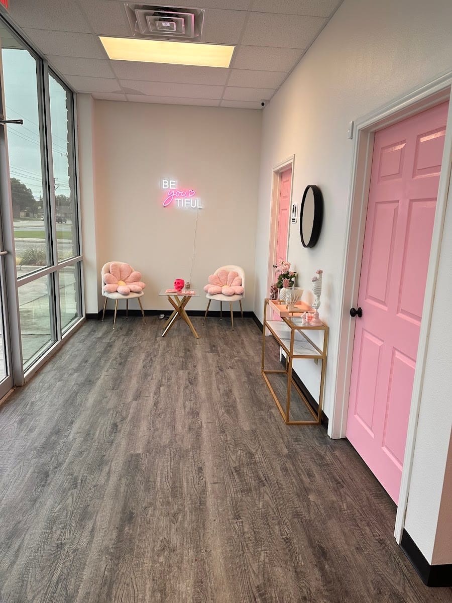 Madi's Wax Studio