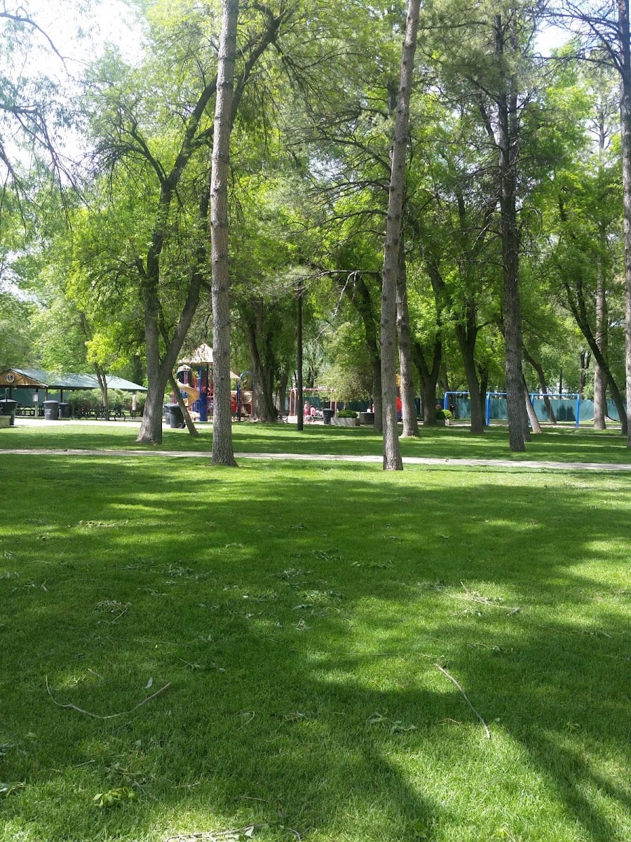 Willow Horseshoe Park, photo 3