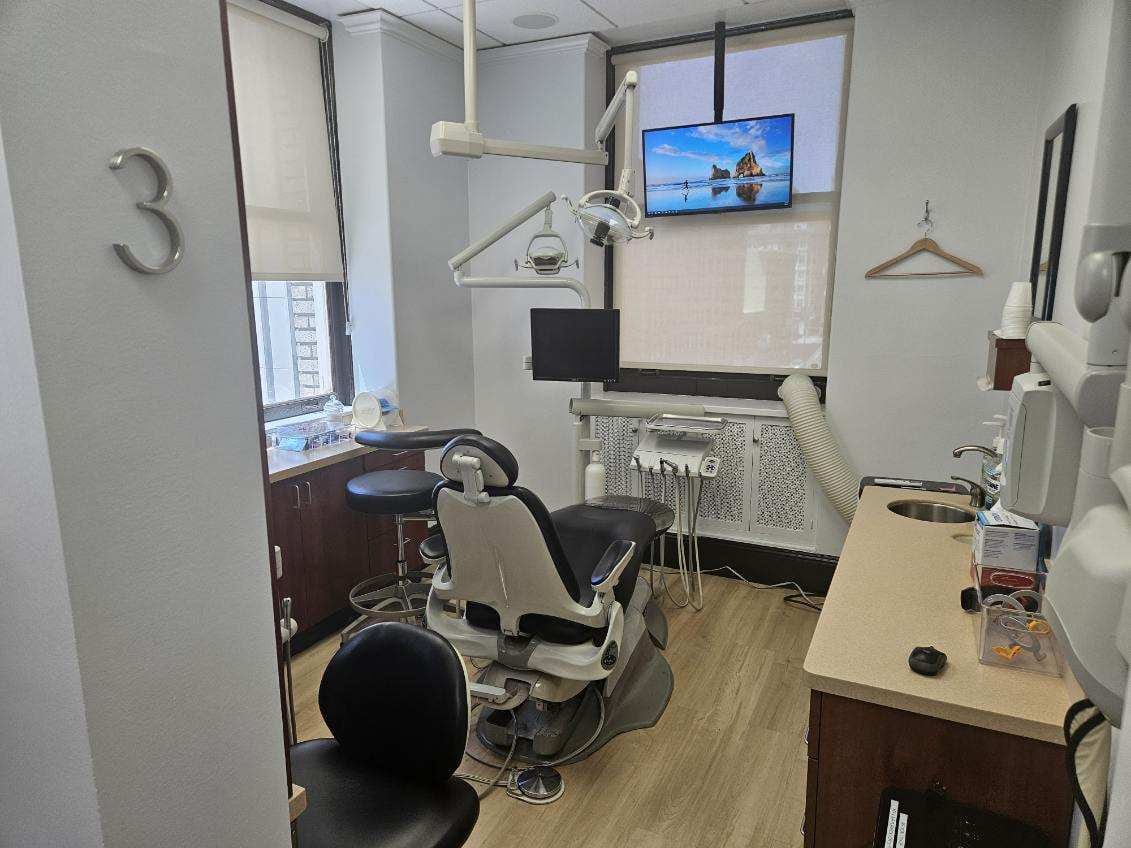 Post Street Dental Group: Raymond Hahn DDS