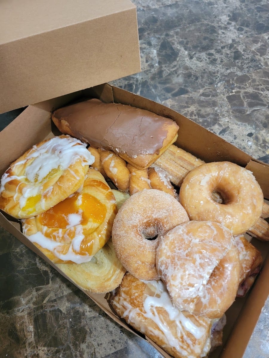 La Estrella Bakery, photo 3