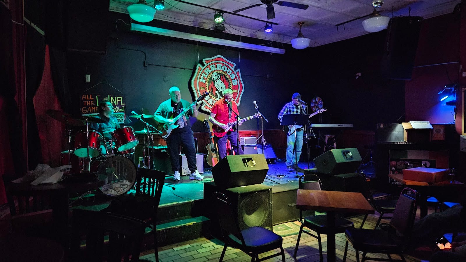 Firehouse Saloon, photo 3