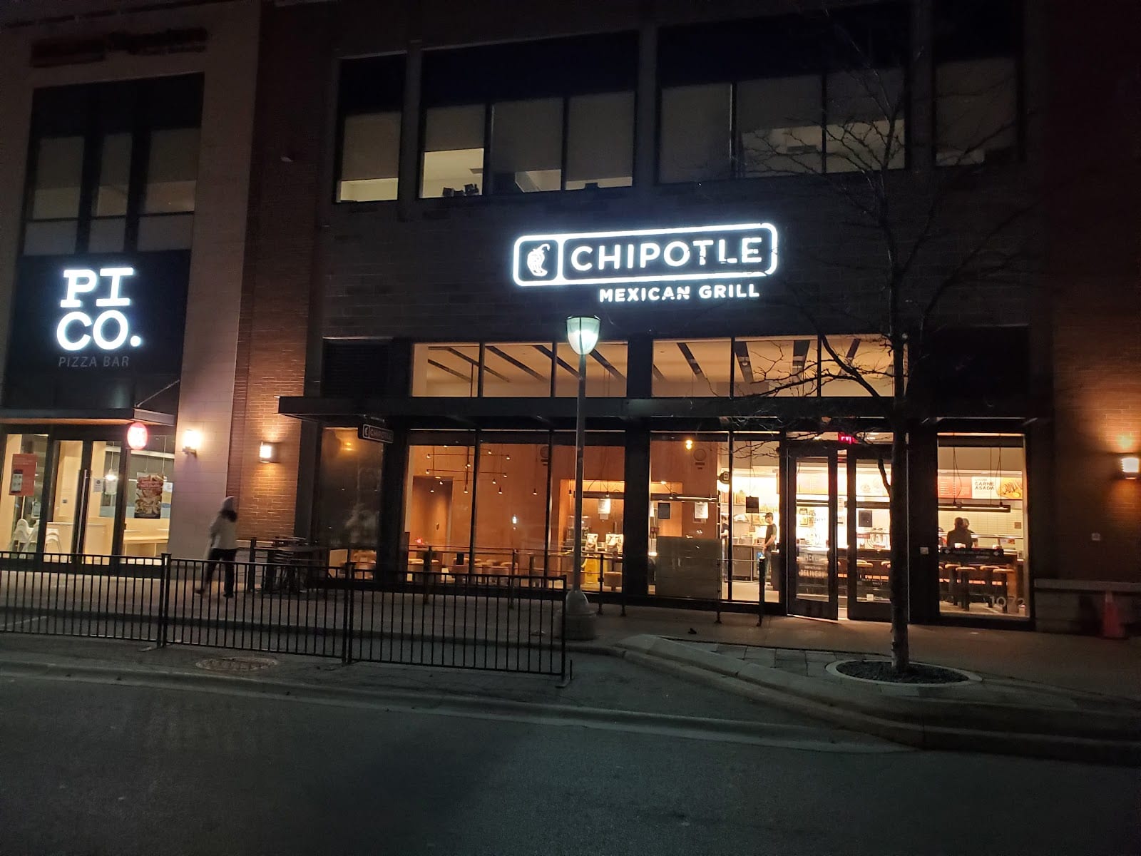Chipotle Mexican Grill, photo 2