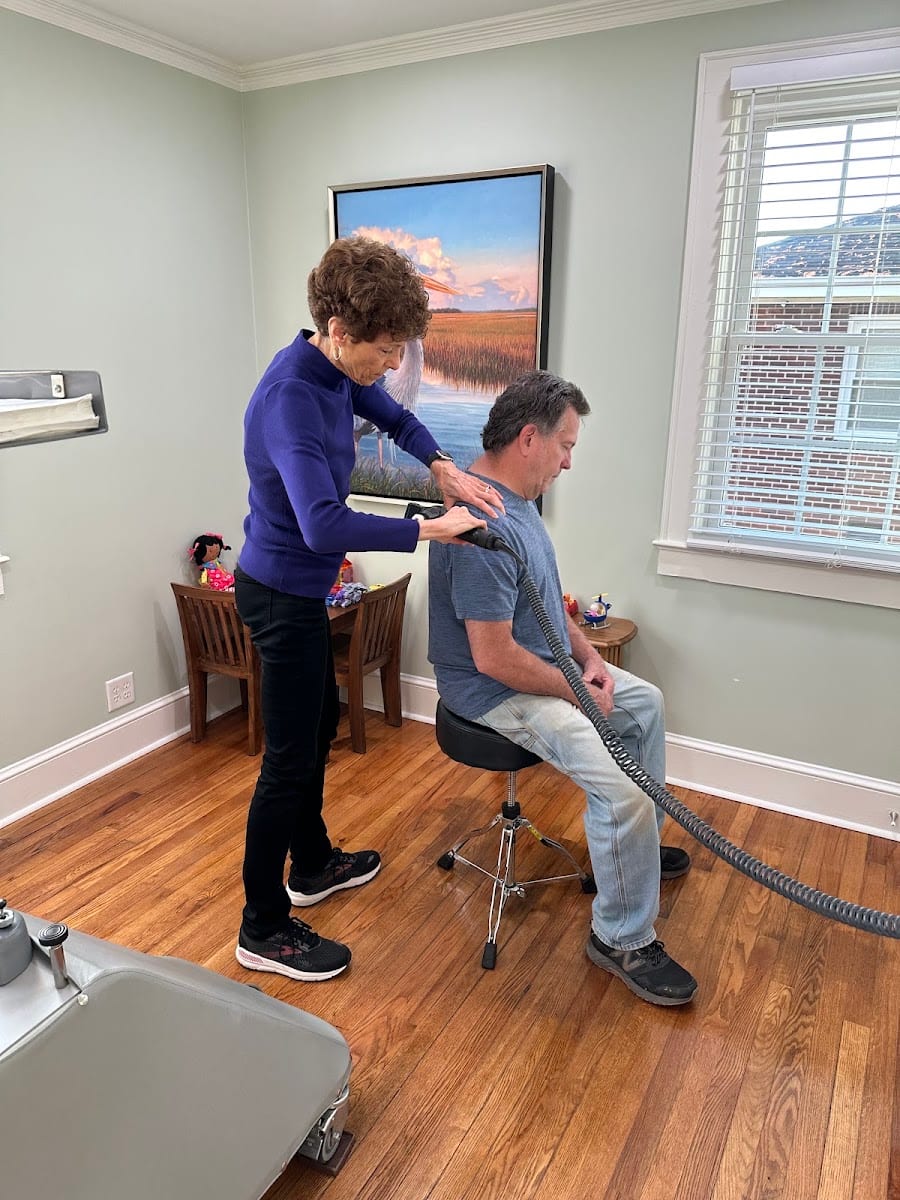 Doc Martin Chiropractic, photo 2