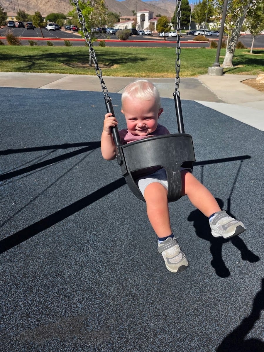 Playground, photo 3