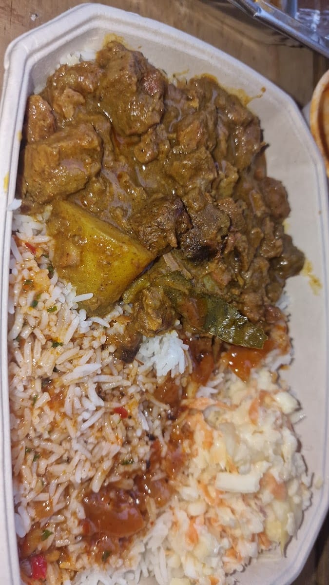 Beezys Catering Kitchen, photo 3
