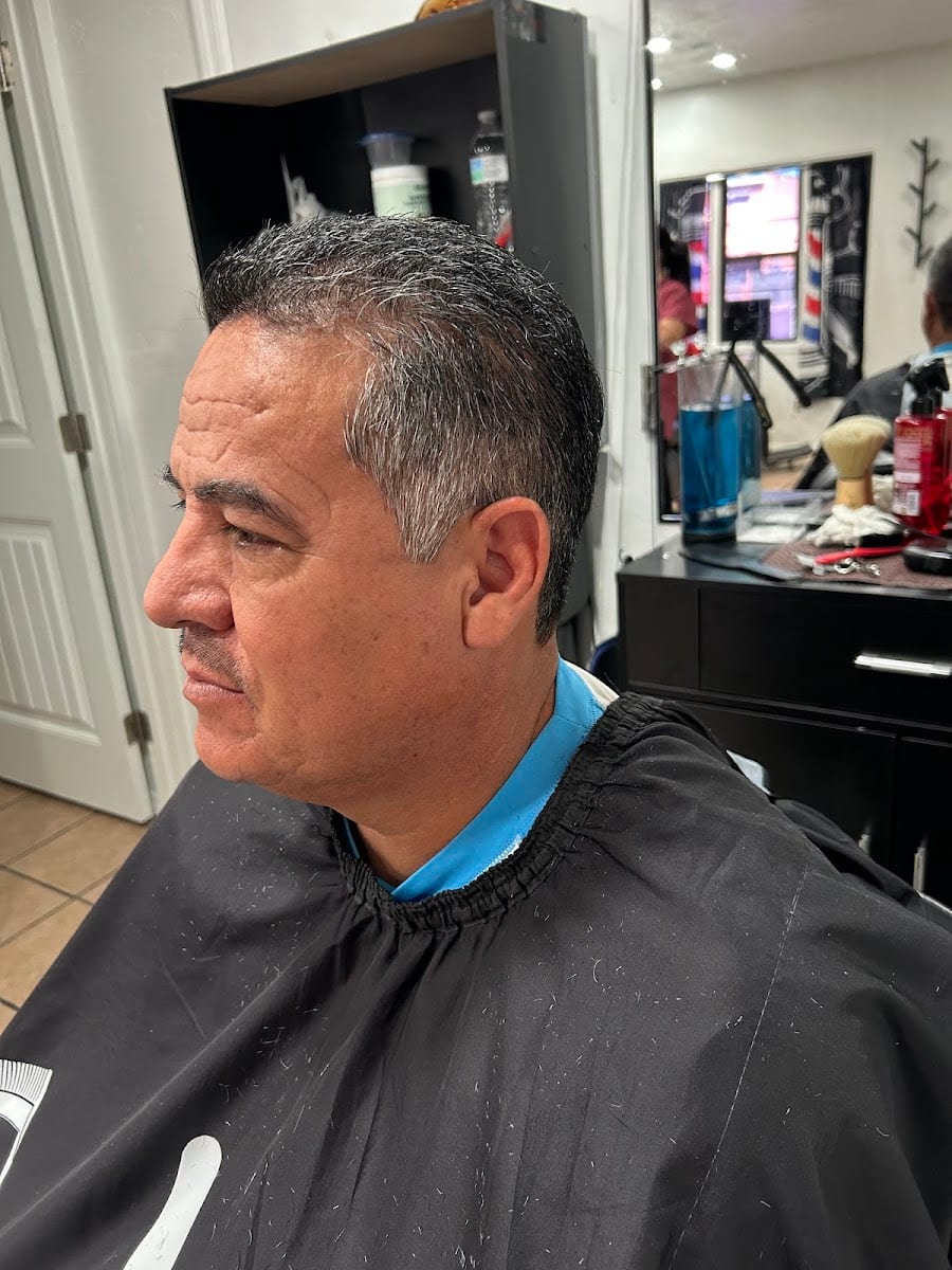 Martha’s Barber Shop, photo 2