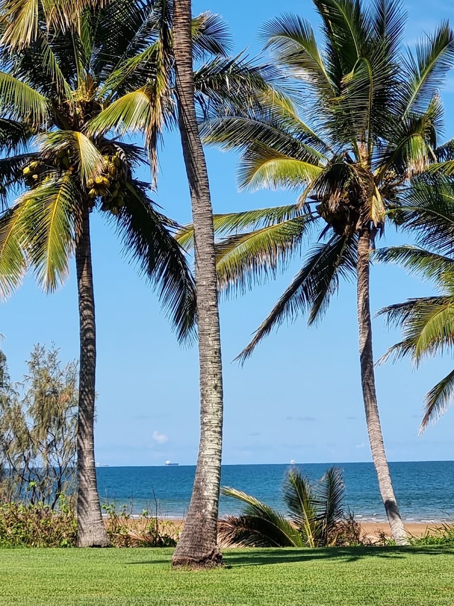 Sarina Beach, Owen Jenkins Drive, north end
