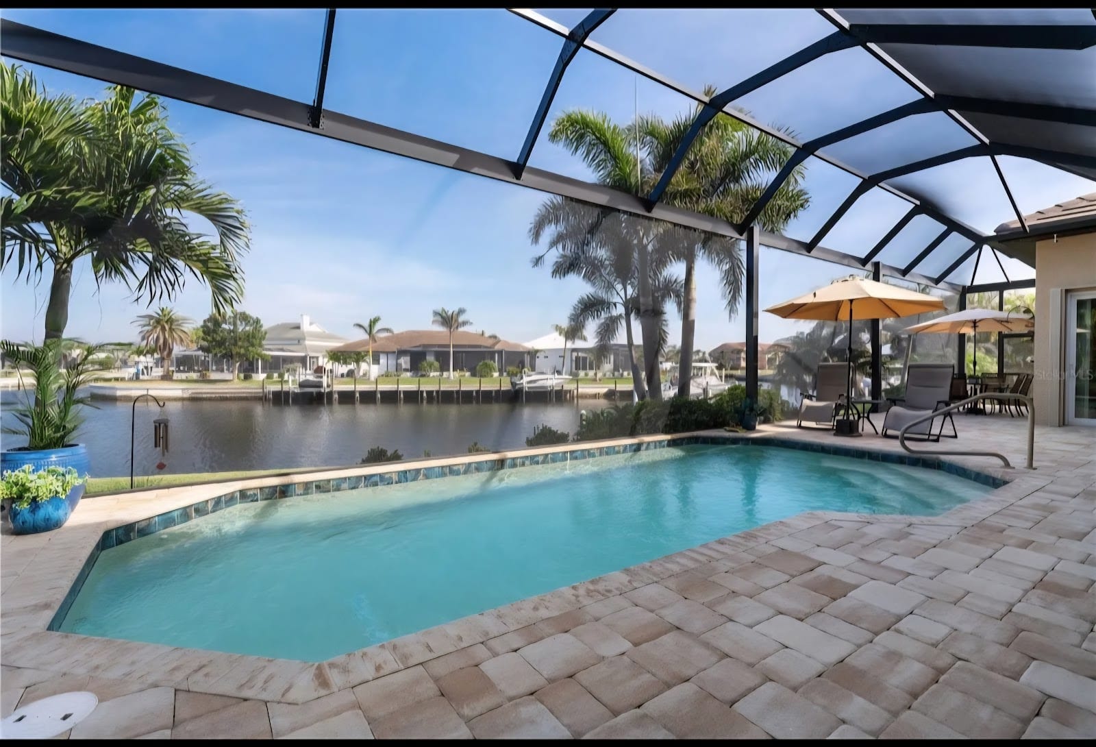 Nest Group | Coldwell Banker | Global Luxury