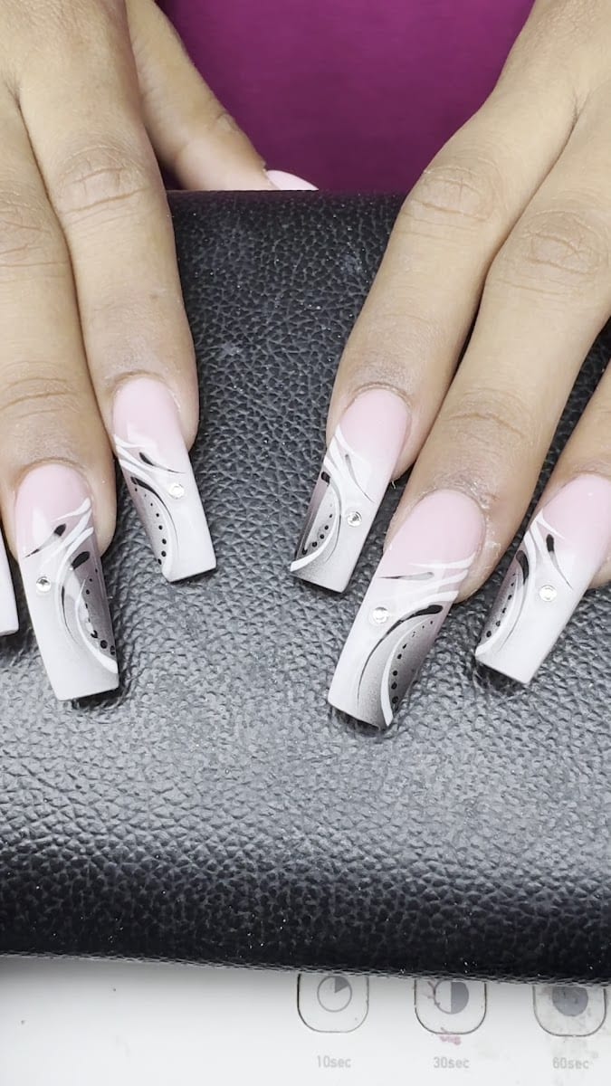 The Nail Jeva, photo 3