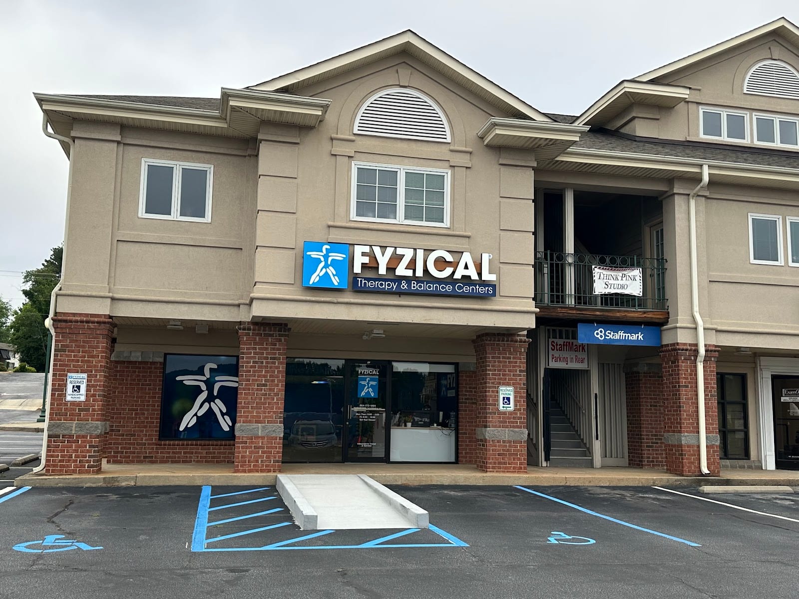 FYZICAL Therapy & Balance Centers - Northlake, photo 2