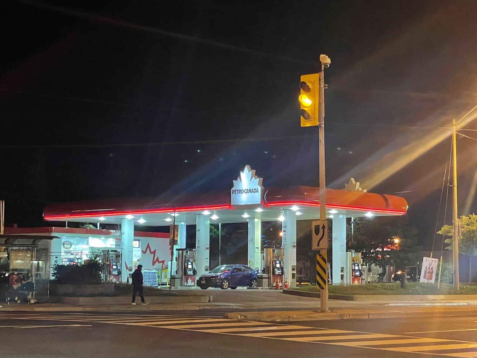 Petro-Canada & Car Wash, photo 2
