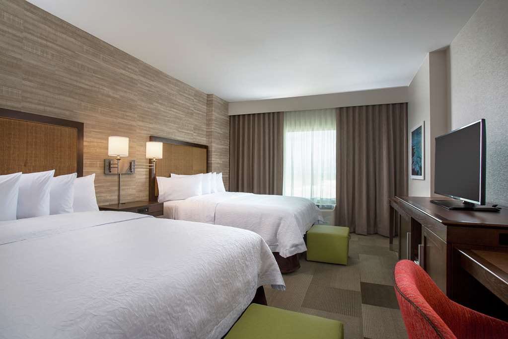 Hampton Inn & Suites Oahu/Kapolei, photo 2