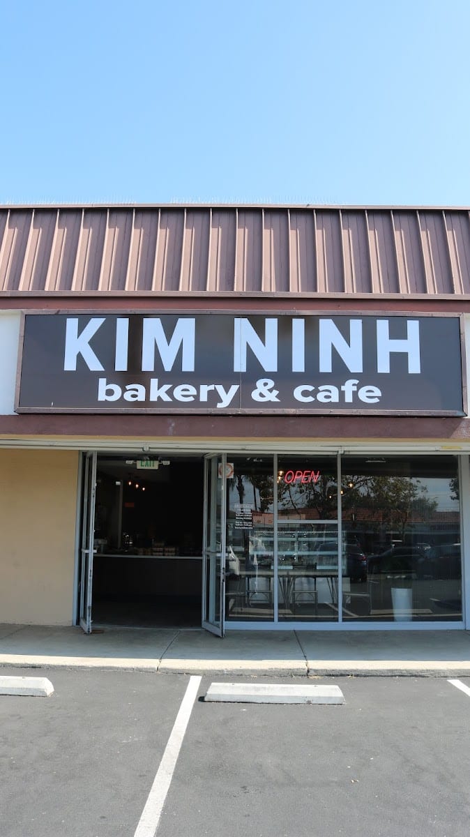 Kim Ninh Bakery