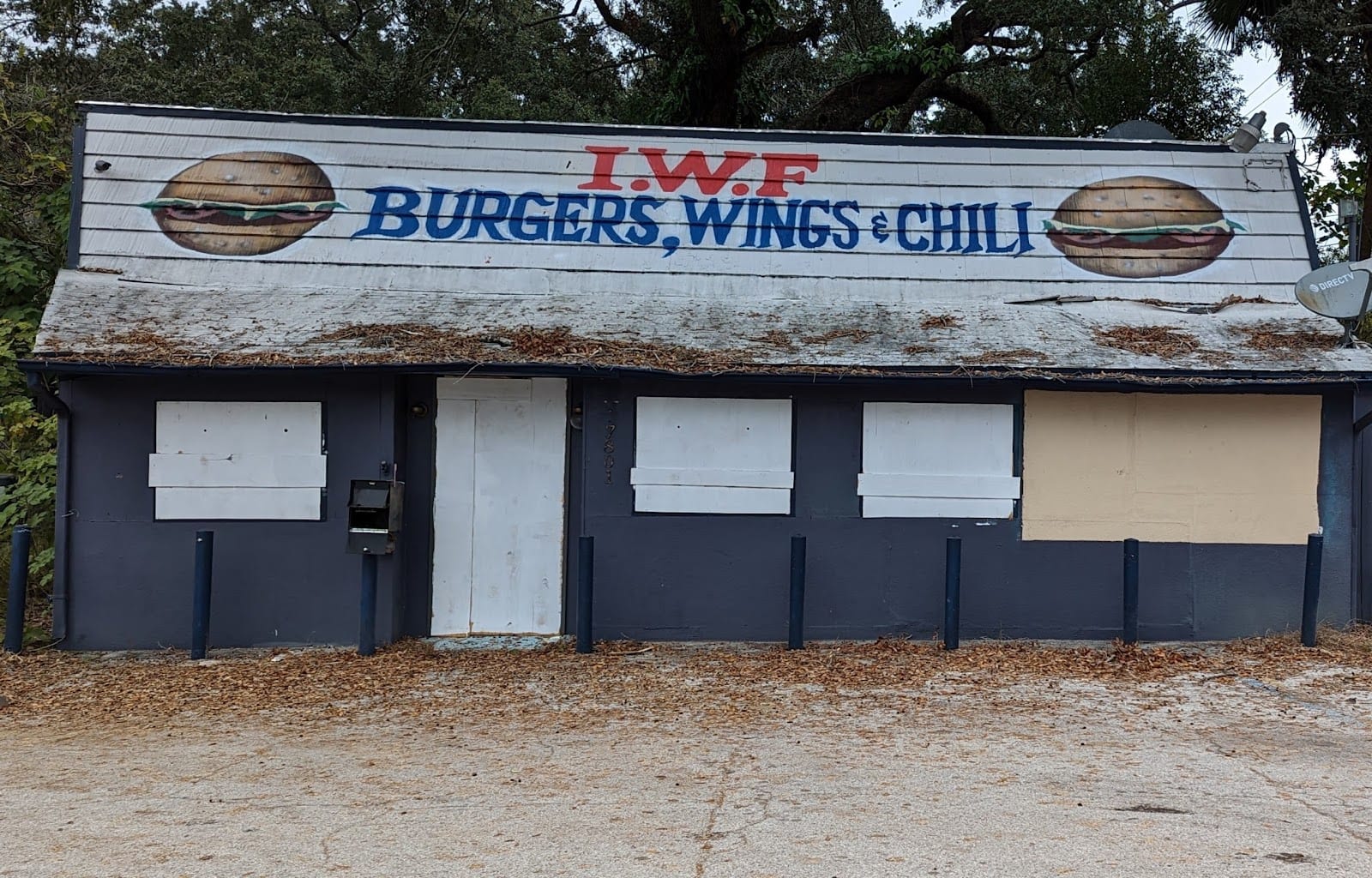 Isaac's World Famous Burgers, photo 2