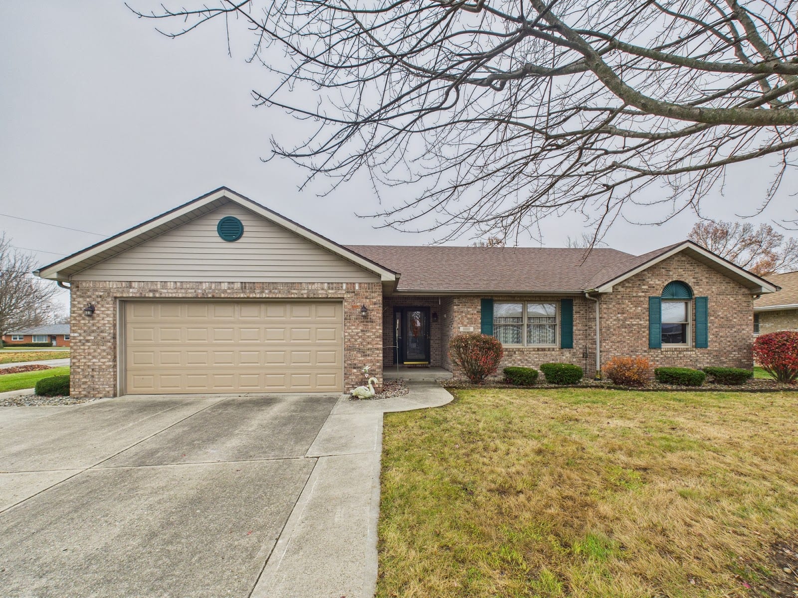 Sky Estes RE/MAX Real Estate Solutions, photo 2
