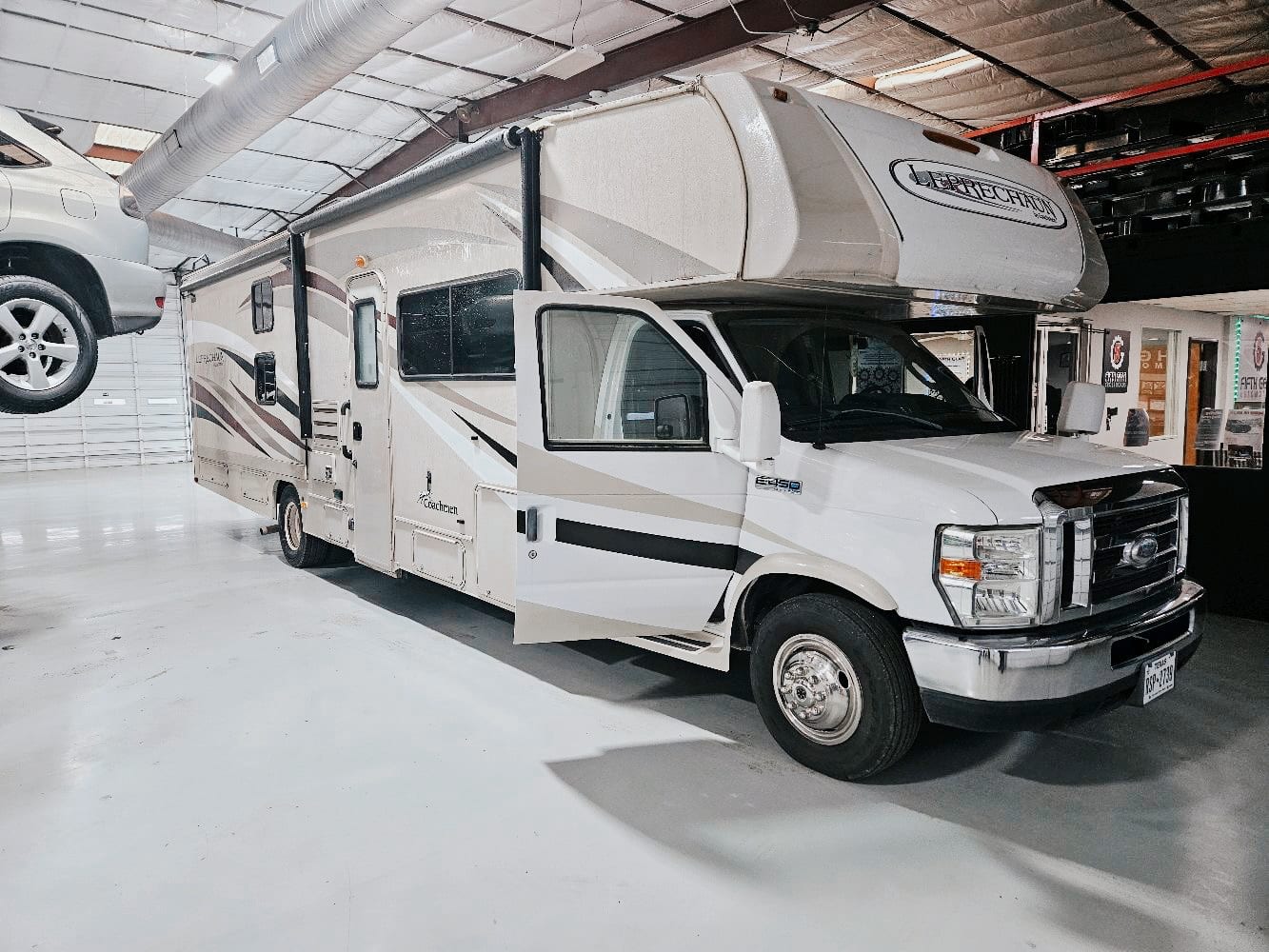 Fifth Gear Automotive Repair - Commercial Truck & RV Repair, photo 4