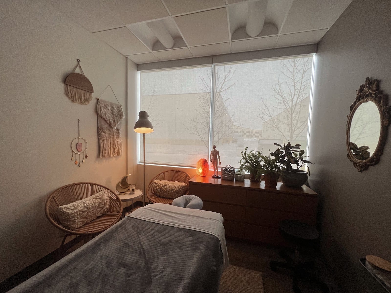 Knead It Massage & Wellness