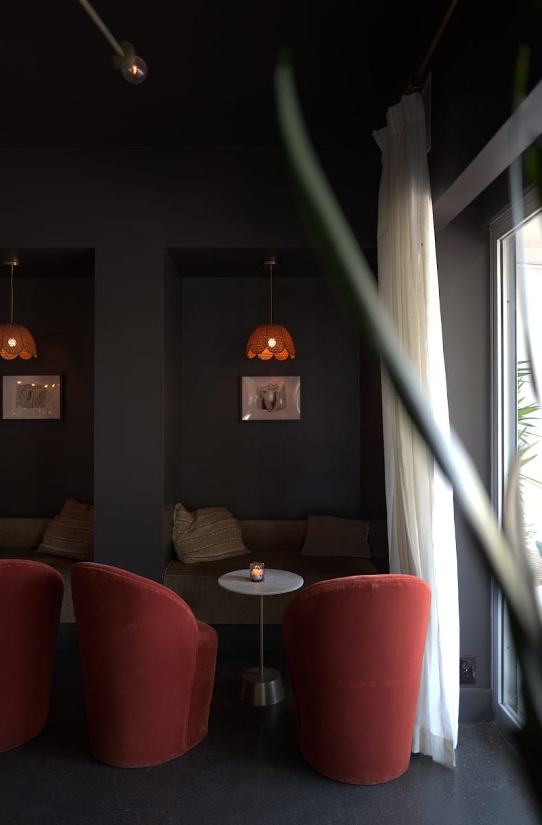 Laureate Bar & Lounge, photo 2