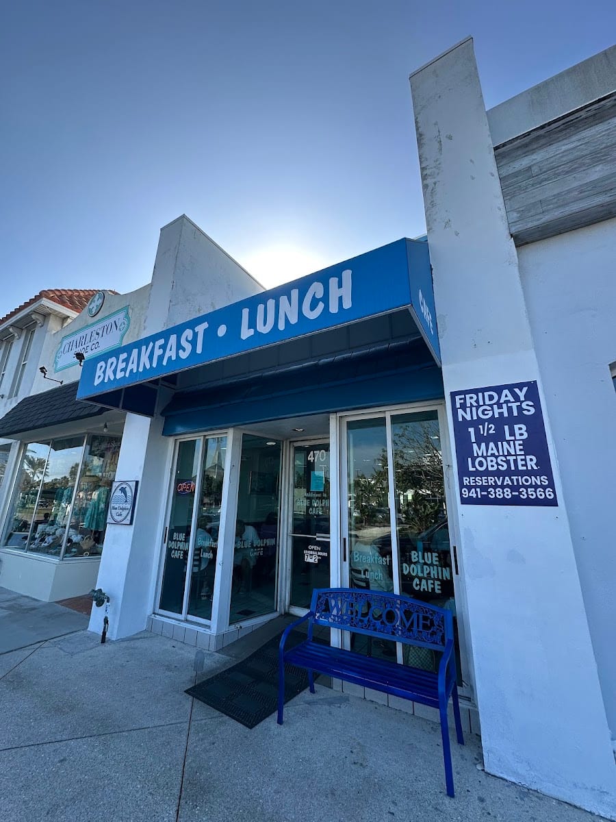 Blue Dolphin Cafe, photo 2