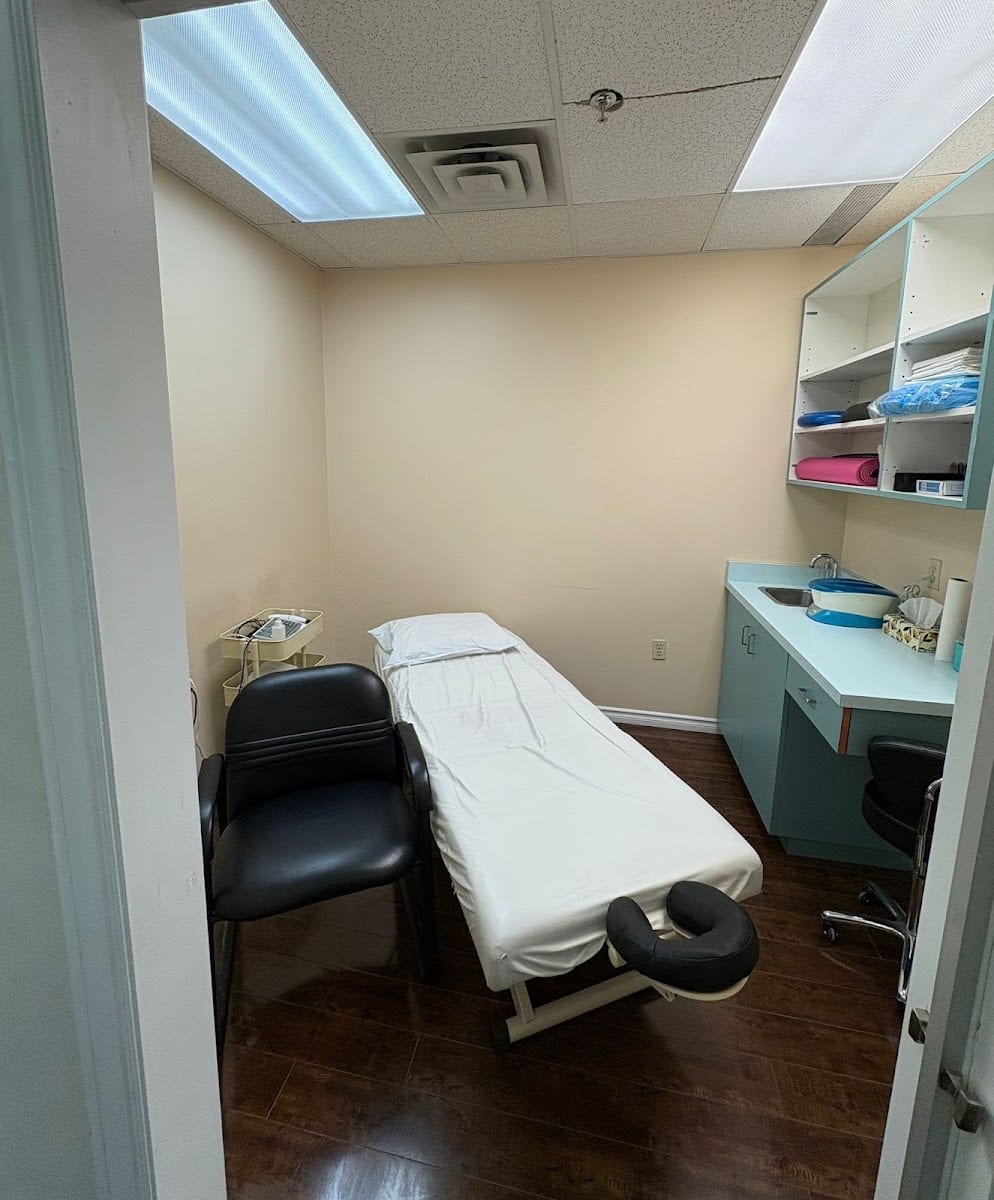 Restore Pain and Assessment Centre North York, photo 3