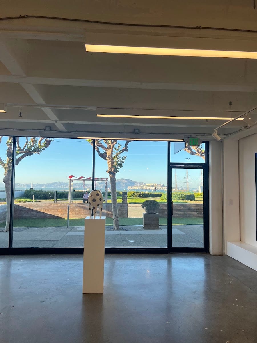COL Gallery
