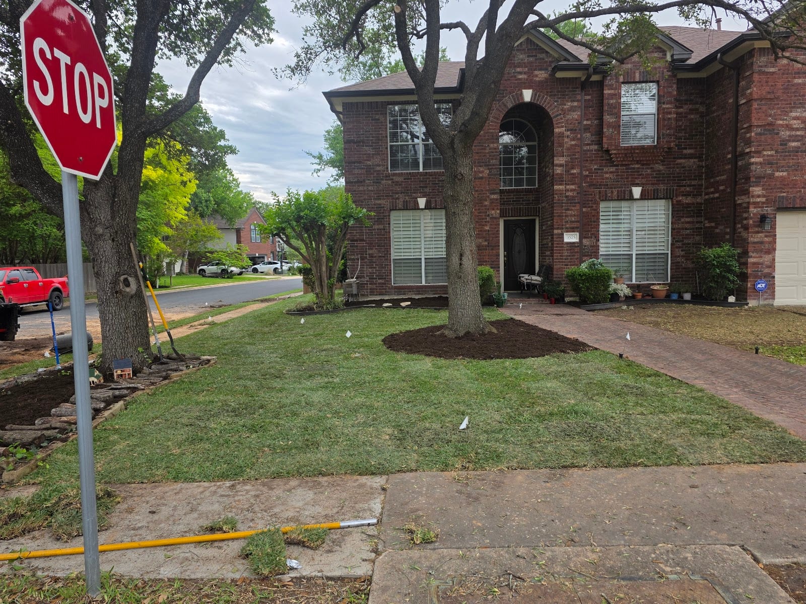 Wilson's Lawn and Landscape, photo 4