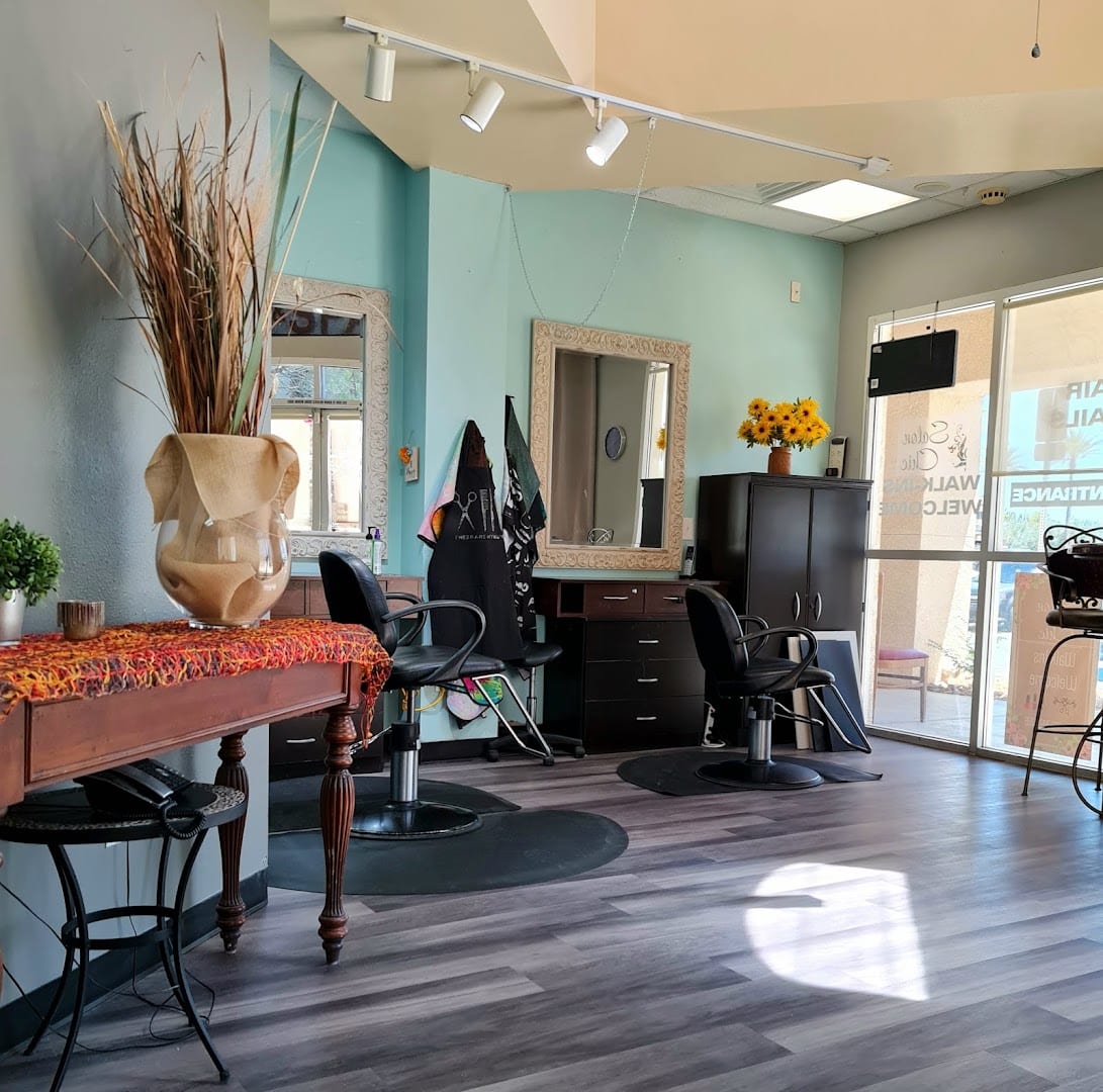 Salon Chic and Barber