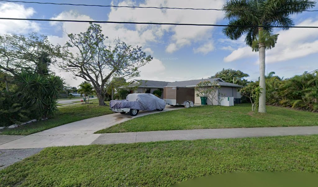 Port Charlotte Home w/ Lanai & Saltwater Pool!