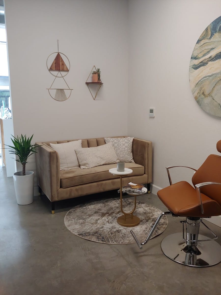 About me hair studio, photo 3
