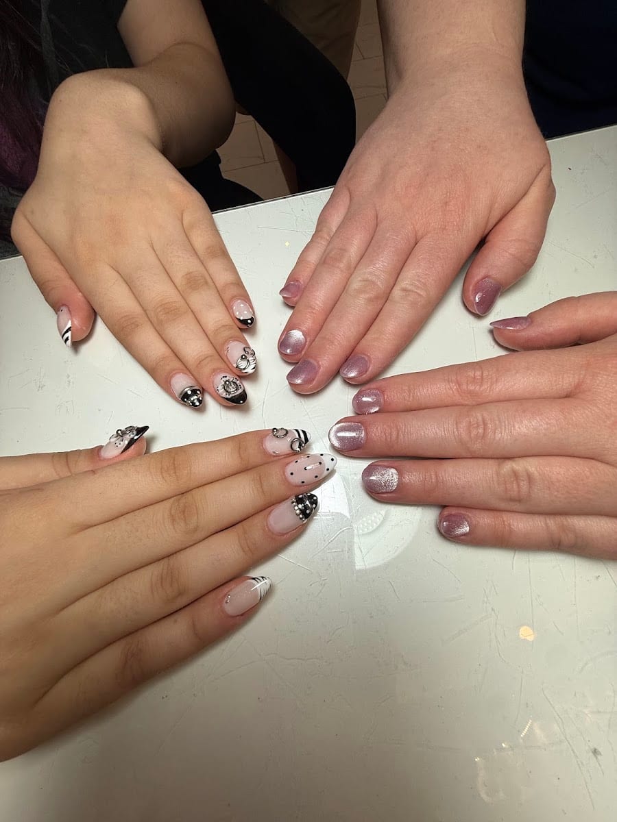 Lounge Luxury Nail & Lash, photo 3