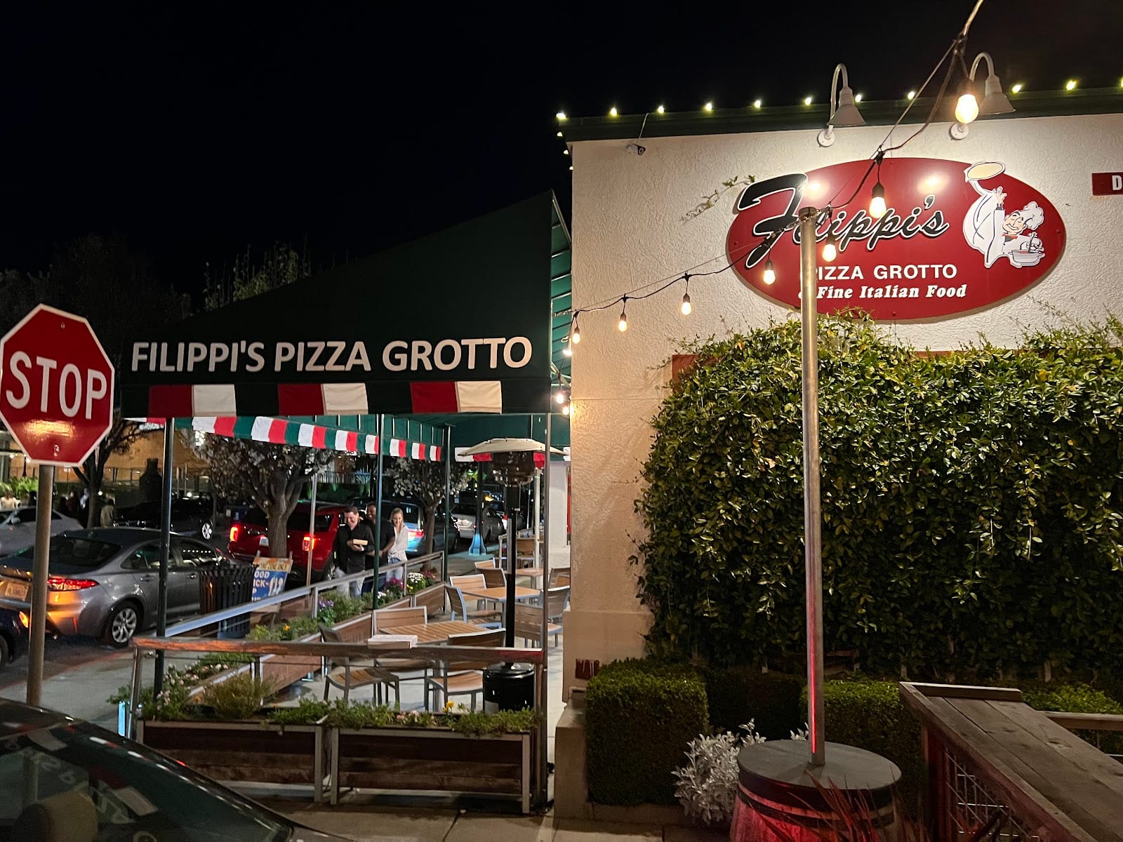 Filippi's Pizza Grotto