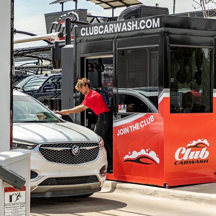 Club Car Wash, photo 3