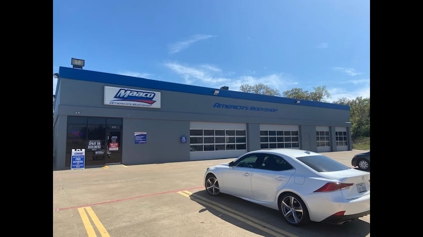 Maaco Auto Body Shop & Painting