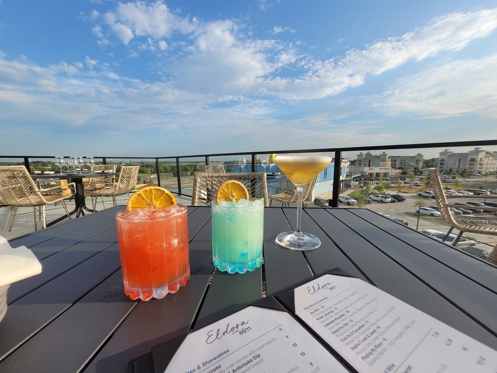 Eldora at The Elm - Rooftop Bar & Lounge, photo 3