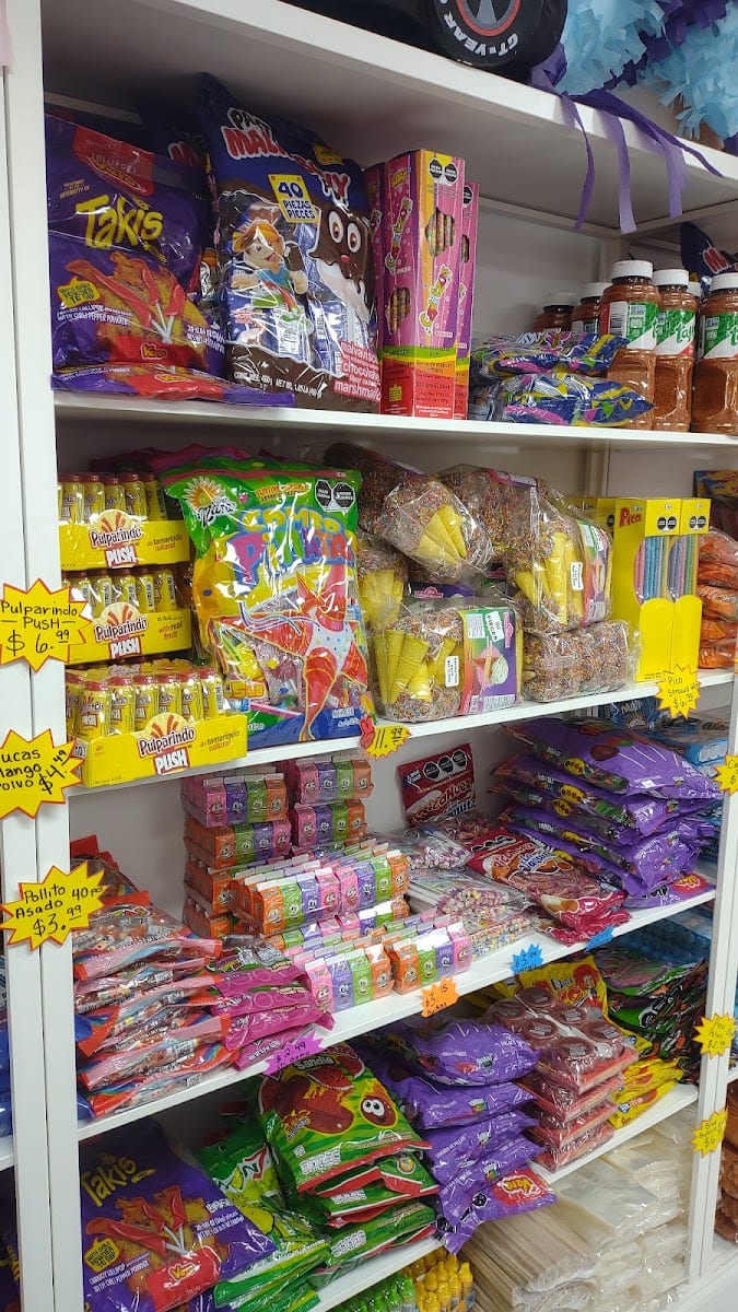 VICTORIA'S CANDY SHOP, photo 3