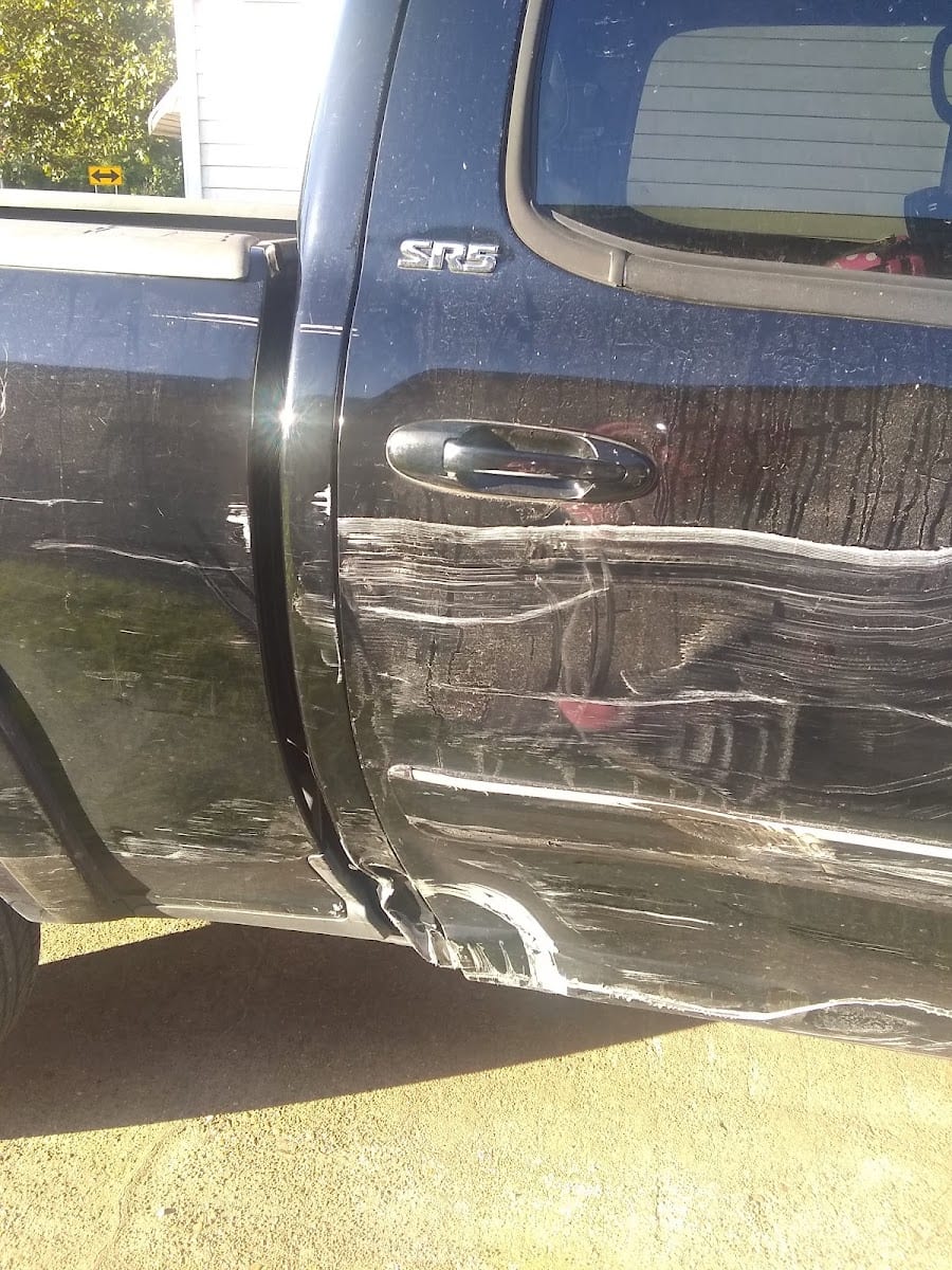 Beau Mart Paint & Body Shop, photo 3