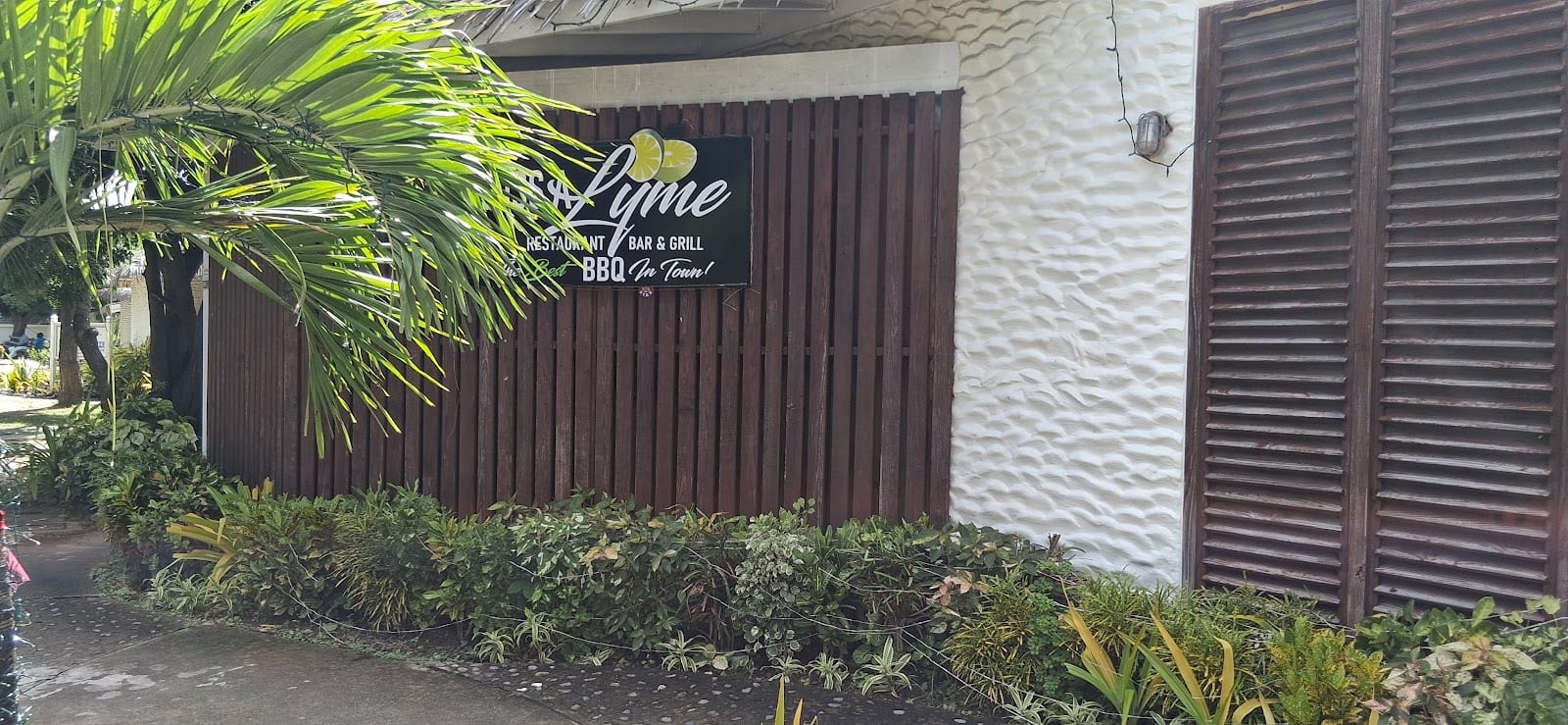 Buss A Lyme Bar and Restaurant, photo 2