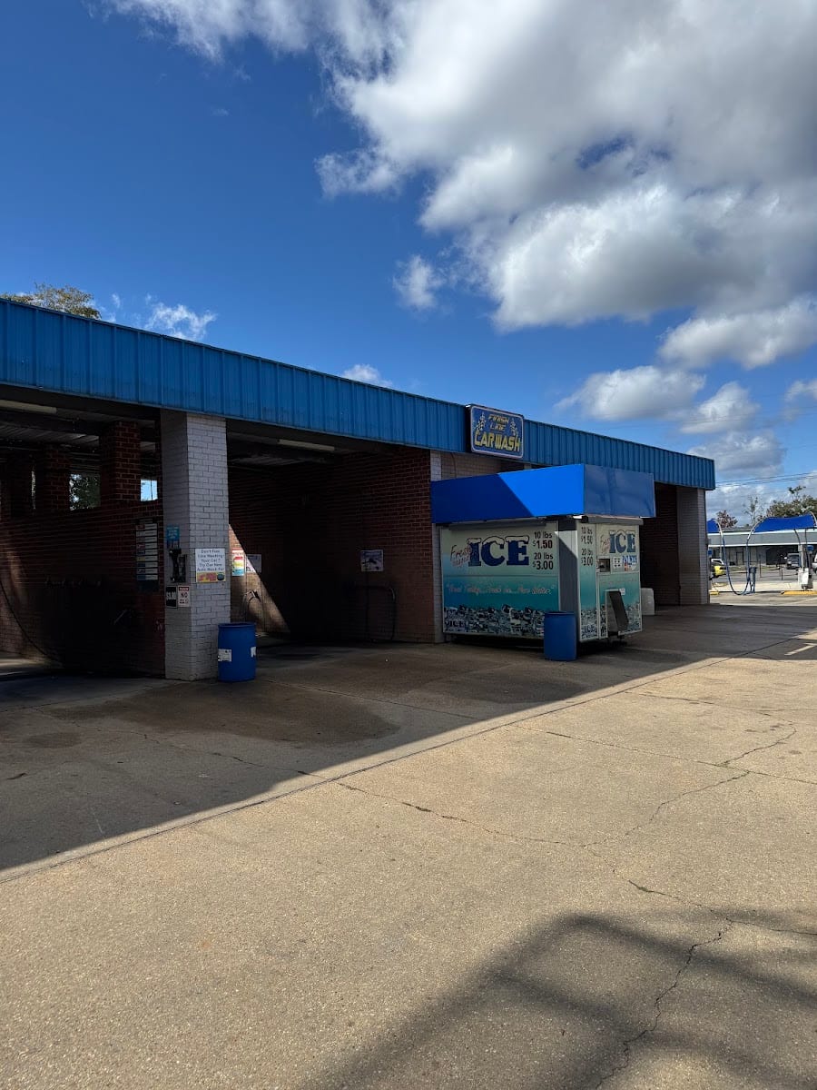 Finish Line Car Wash - Theodore Dawes, photo 4