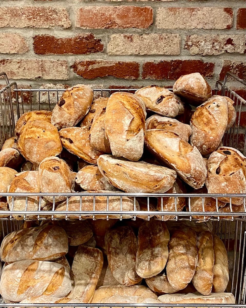 Tre Mari Bakery