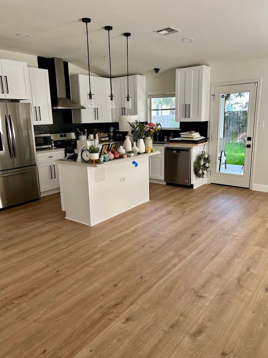 Soleil Floors, photo 4