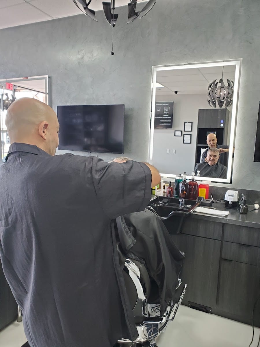 Eduard Barber Shop, photo 3