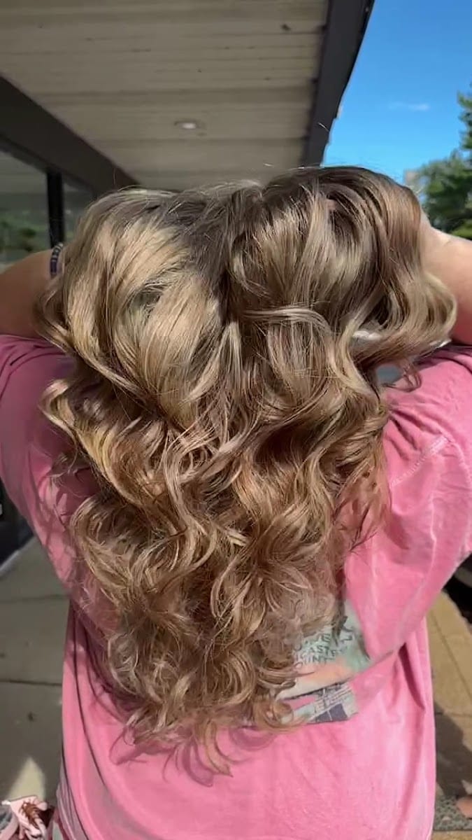 Truly Bonded Salon at 5th Street Beauty Bar, photo 3