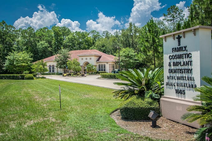 Doctors Lake Family Dental