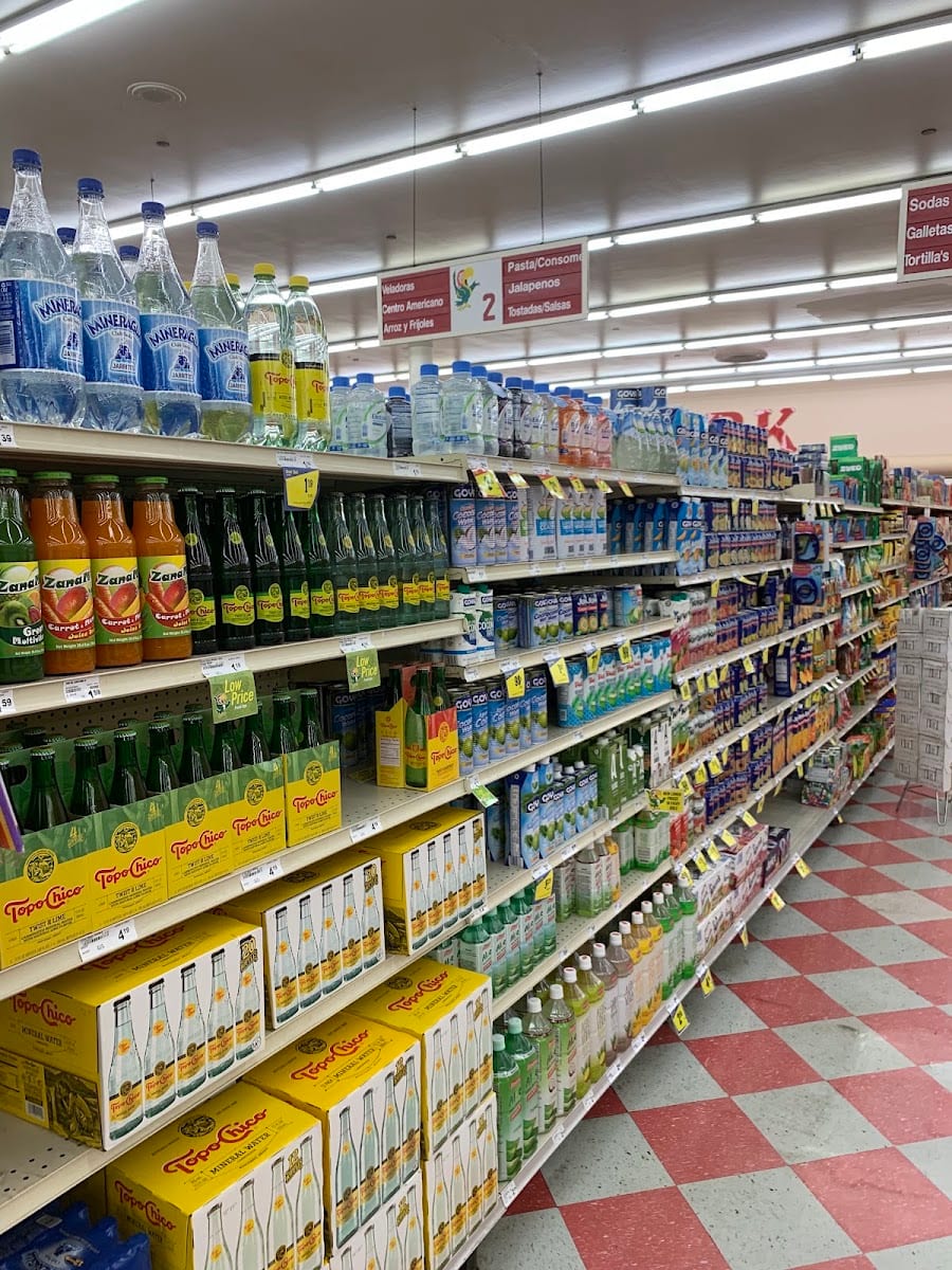 Fiesta Mart #12, photo 3
