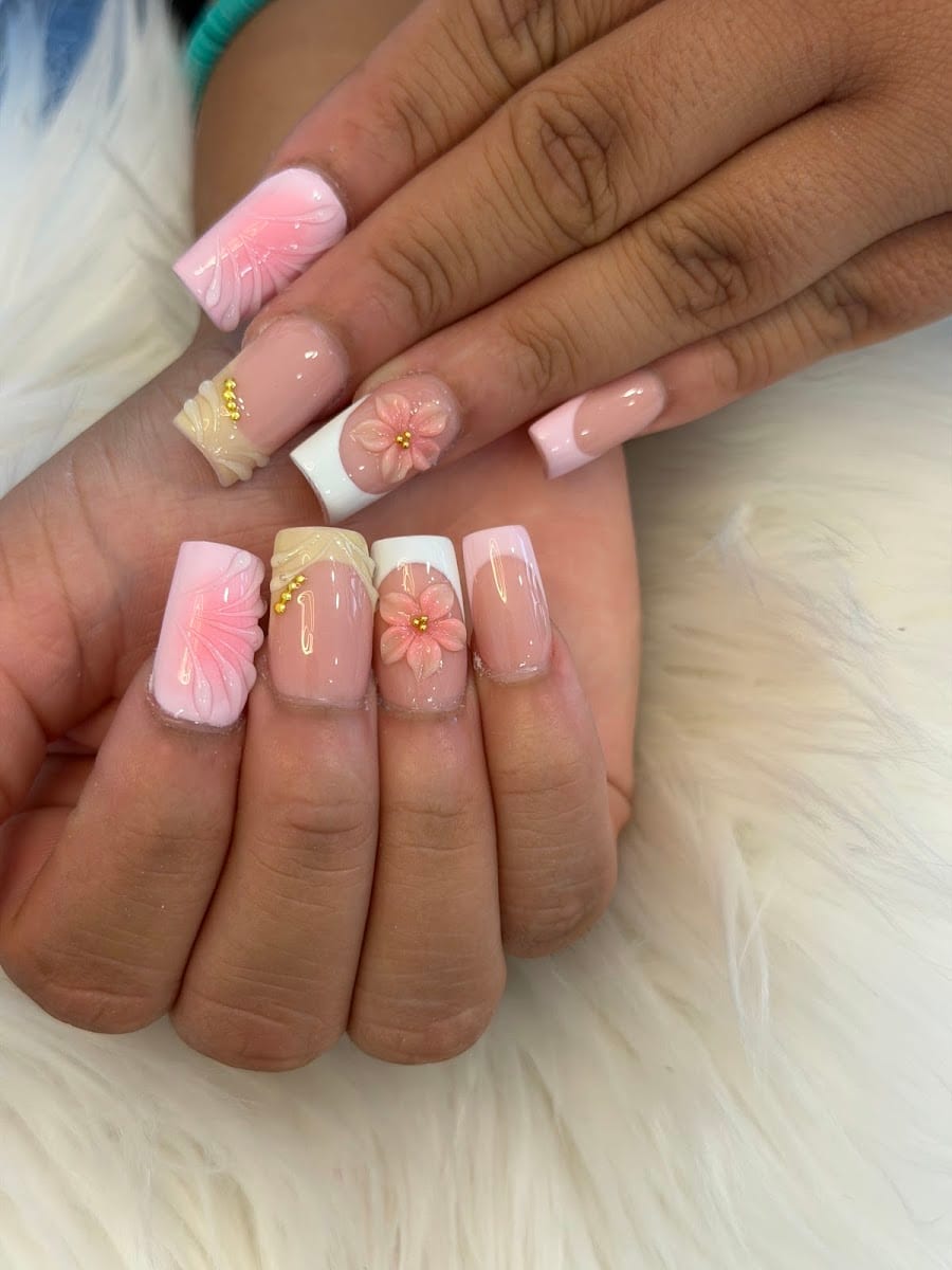 Luxy Nails Salon