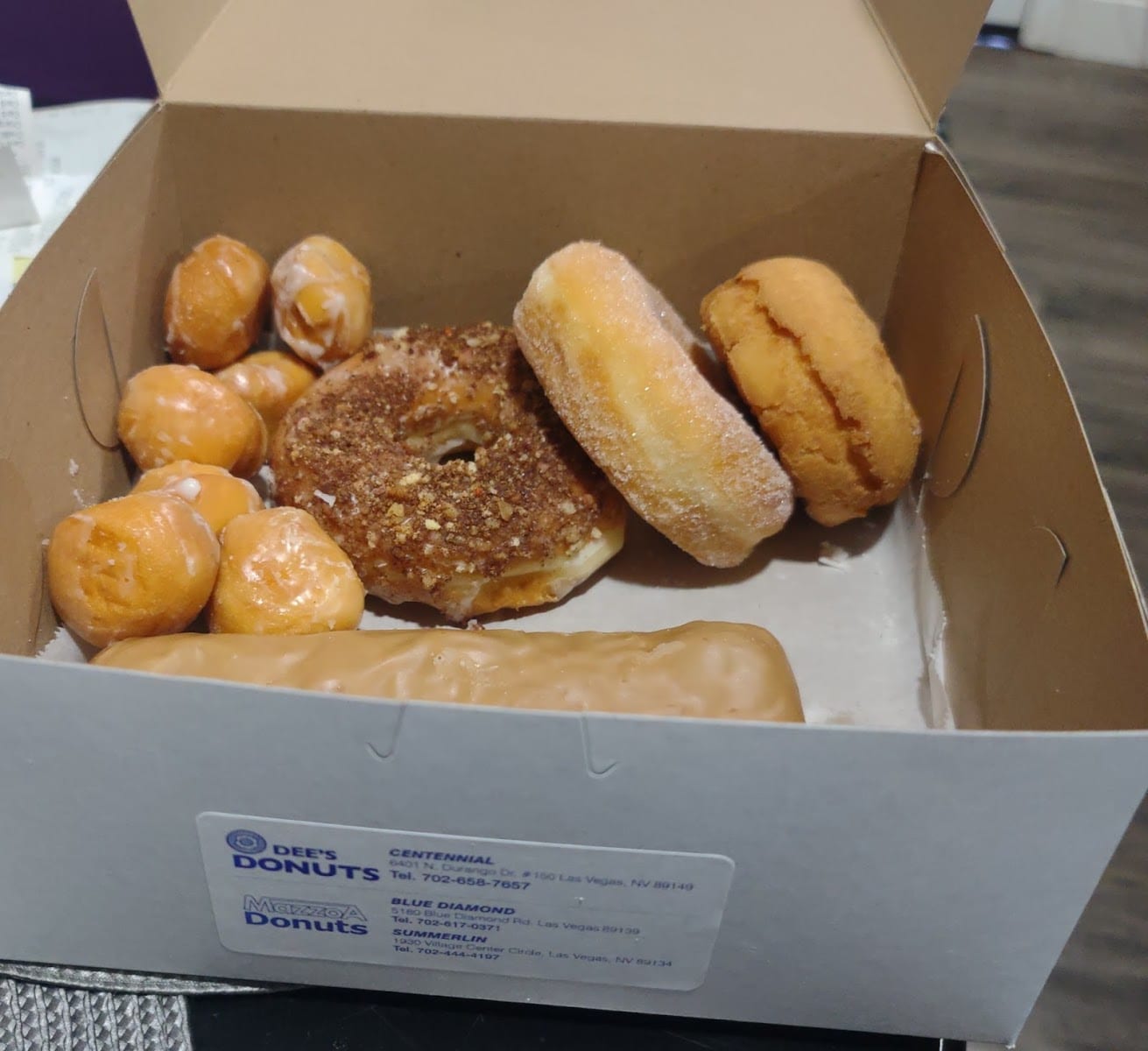 Donut Factory Dee's-Mazzoa, photo 2