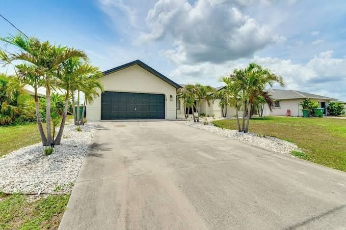 Port Charlotte Retreat with Heated Swimming Pool., photo 2